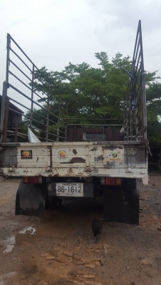 ขายกระบะ6 ล้อ ยาว 5 เมตร 15000 บาทโทร 0643130366