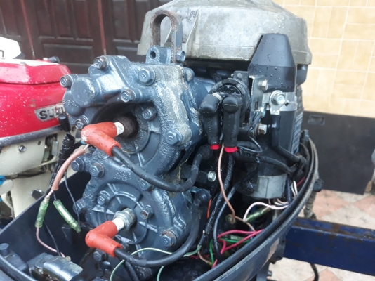 YAMAHA40 J 2จังหวะ หาง21 สตาร์ทไฟฟ้า