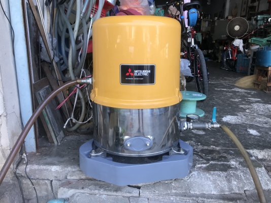 ขายปั้มน้ำอัตโนมัติ Mitsubishi 250W เพิกถังใหม่และฝาครอบของใหม่ใส่ให้ครับ สภาพสวย ตรวจเช็คแรงดันเรียบร้อย ไม่มีรั่วซึม น้ำแรงมาก พร้อมใช้งาน