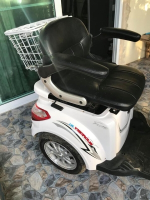 ขายรถไฟฟ้า3ล้อ