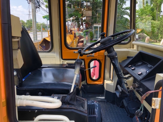 ขายรถตัก KOMATSU WA30-2 เครื่อง3 สูบ ระบบเลี้ยวเอวอ่อน 1500 ชม สมบูรณ์พร้อมใช้ครับ FROM JAPAN ติดต่อ 063-9316985 ID LINE : 0639316985