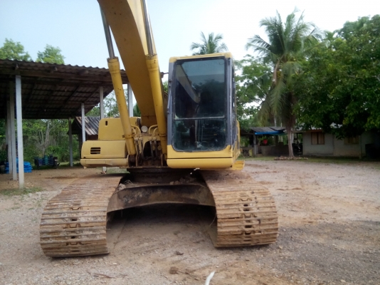 ขายรถขุดโคมัสสุ PC200-6. พร้อมใช้งาน เอกสารอินวอย..