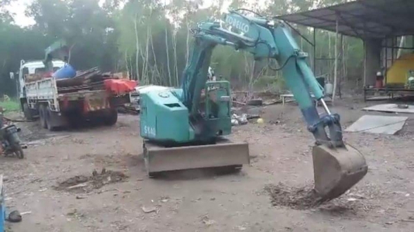 ขายแบ็คโฮมือสองราคาถูก(เจ้าของขายเอง)