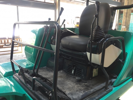 รถขุดรุ่น KOMATSU PC25-7 รถเก่าญี่ปุ่นแท้ๆ เครื่องปั้มดี เอวแน่น ช่วงล่างเต็ม (#แทรคเหล็กใหม่มือ1) พร้อมทำสีใหม่ เช็ครั่ว เปลี่ยนถ่ายของเหลว พร้อมลุยงาน (ชั่วโมงการทำงานน้อย) (#คอนโทนสั้น) ราคา360,000บาท  สนใจติดต่อโทร:096:5411713 หรือ 092-5768909 (วัชรัต