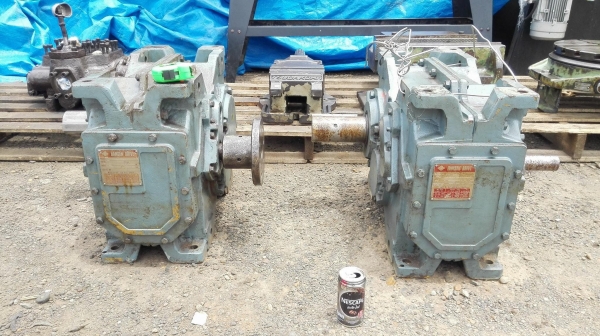 หัวเกียร์ทดญี่ปุ่น SUMITOMO Japan ชนกับมอเตอร์ 10-15 HP ทด 1:7(215rpm)