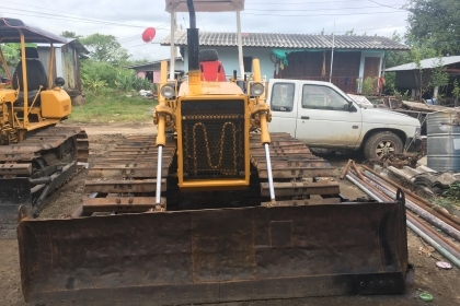 ขายรถแทร็กเตอร์D2-6 PLสไลค์3ทิศทางใบแทร็ก70 โซ่บูมใหม่ เฟรมใหม่ ลอลเลอร์ใหม่ เฟืองใหม่ รถสวยพร้อมใช้งาน เครื่องดีสตาทติดง่าย ราคาต่อรองคุยกันได้ค่ะ 0616613023 แพรว