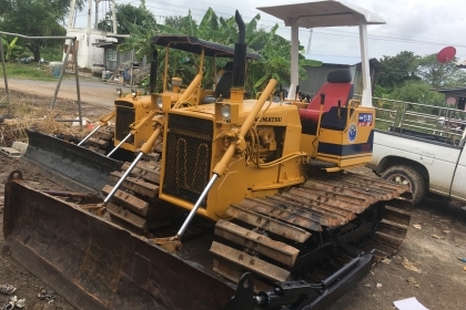 ขายรถแทร็กเตอร์D2-6 PLสไลค์3ทิศทางใบแทร็ก70 โซ่บูมใหม่ เฟรมใหม่ ลอลเลอร์ใหม่ เฟืองใหม่ รถสวยพร้อมใช้งาน เครื่องดีสตาทติดง่าย ราคาต่อรองคุยกันได้ค่ะ 0616613023 แพรว