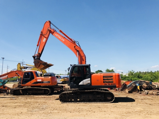 ขายHITACHI ZX200-5G ไมล์ 5,800ช.ม.รถสวย พร้อมใช้งาน เอกสารเล่มทะเบียน