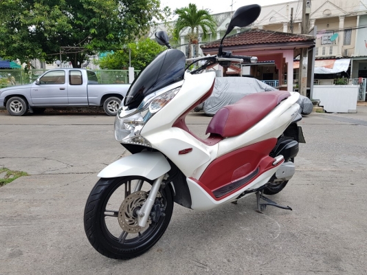 Pcx 150i สีขาว 2013 รถมือเดียว เอกสารครบพร้อมโอน