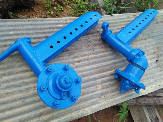 ขายดุมล้อหน้ารถไถฟอร์ด 6600