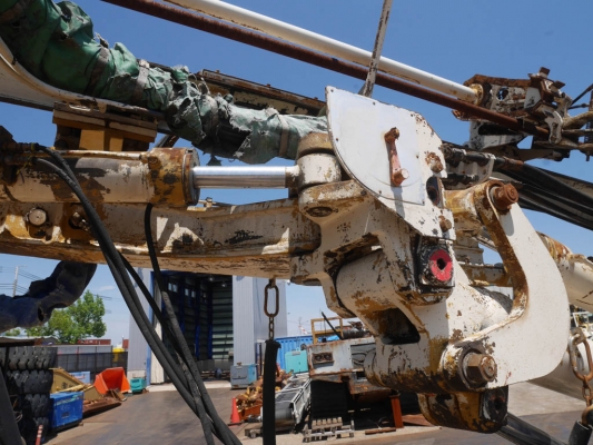 ขายรถเจาะ HCR9DS