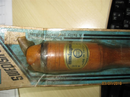 สิ่วตราเหรียญทองแพ็คสีฟ้าของแท้ งานลิมิเต็ด Made in Sweden