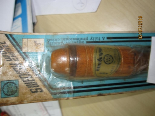 สิ่วตราเหรียญทองแพ็คสีฟ้าของแท้ งานลิมิเต็ด Made in Sweden