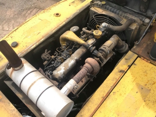 ขายรถขุด KOBELCO SK220 MARK 3 หัวแม่เหล็ก รถนอกนำเข้าเองจากญี่ปุ่น สภาพสวยพร้อมใช้ มีVDOการทำงานครับ