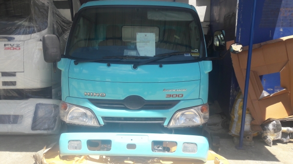 หัวรถ hino ดูโทร่ 300 ถอดบัส
