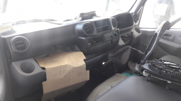 หัวรถ hino ดูโทร่ 300 ถอดบัส หัวรถ hino ดูโทร่ 300 ถอดบัส