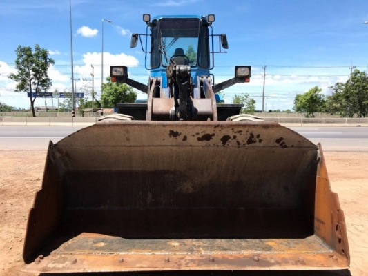 ขายรถตักล้อยาง CAT 936F รถนอกนำเข้าเองจากญี่ปุ่น สภาพสวยพร้อมใช้งาน มีVDOการทำงานครับ