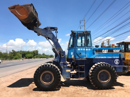 ขายรถตักล้อยาง CAT 936F รถนอกนำเข้าเองจากญี่ปุ่น สภาพสวยพร้อมใช้งาน มีVDOการทำงานครับ