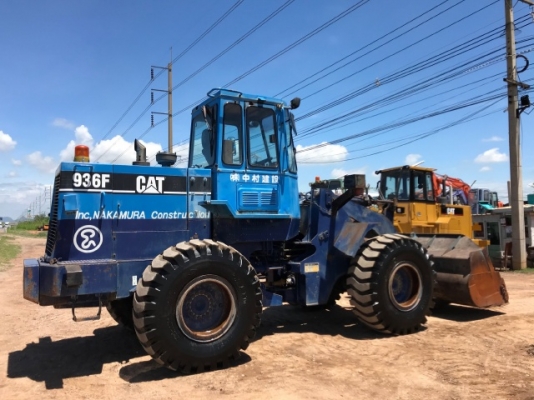 ขายรถตักล้อยาง CAT 936F รถนอกนำเข้าเองจากญี่ปุ่น สภาพสวยพร้อมใช้งาน มีVDOการทำงานครับ