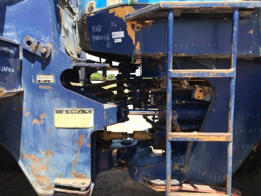 ขายรถตักล้อยาง CAT 936F รถนอกนำเข้าเองจากญี่ปุ่น สภาพสวยพร้อมใช้งาน มีVDOการทำงานครับ