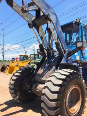 ขายรถตักล้อยาง CAT 936F รถนอกนำเข้าเองจากญี่ปุ่น สภาพสวยพร้อมใช้งาน มีVDOการทำงานครับ