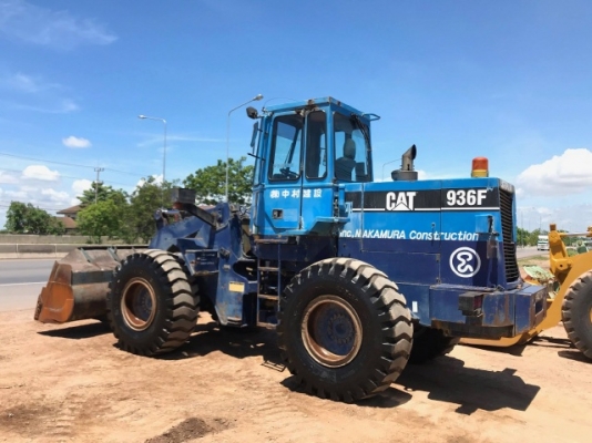 ขายรถตักล้อยาง CAT 936F รถนอกนำเข้าเองจากญี่ปุ่น สภาพสวยพร้อมใช้งาน มีVDOการทำงานครับ