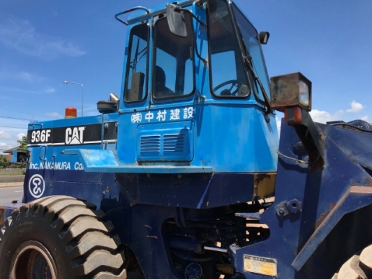 ขายรถตักล้อยาง CAT 936F รถนอกนำเข้าเองจากญี่ปุ่น สภาพสวยพร้อมใช้งาน มีVDOการทำงานครับ