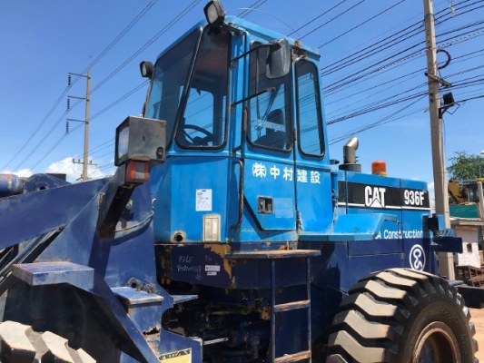 ขายรถตักล้อยาง CAT 936F รถนอกนำเข้าเองจากญี่ปุ่น สภาพสวยพร้อมใช้งาน มีVDOการทำงานครับ