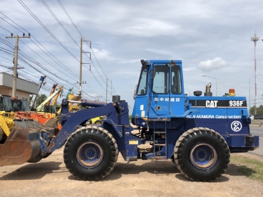 ขายรถตักล้อยาง CAT 936F รถนอกนำเข้าเองจากญี่ปุ่น สภาพสวยพร้อมใช้งาน มีVDOการทำงานครับ