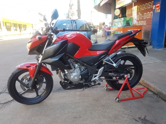 ขายแลกเทิร์น HONDA CB300F ABS ปี 2014 สวยๆ เดิมทั้งคัน ทะเบียนพร้อมโอน ราคา 63500 บาท ส่งได้ทั่วไทยค ขายแลกเทิร์น HONDA CB300F ABS ปี 2014 สวยๆ เดิมทั้งคัน ทะเบียนพร้อมโอน ราคา 63500 บาท ส่งได้ทั่วไทยค