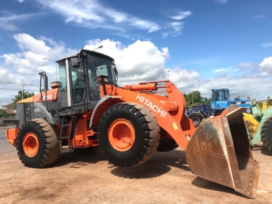 ขายรถตักล้อยาง HITACHI ZW250 (เทียบเท่าWA430-6) รถนอกนำเข้าเองจากญี่ปุ่น สภาพสวยพร้อมใช้งาน มีVDOการทำงานครับ ขายรถตักล้อยาง HITACHI ZW250 (เทียบเท่าWA430-6) รถนอกนำเข้าเองจากญี่ปุ่น สภาพสวยพร้อมใช้งาน มีVDOการทำงานครับ