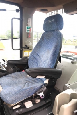 ขายรถตักล้อยาง HITACHI ZW250 (เทียบเท่าWA430-6) รถนอกนำเข้าเองจากญี่ปุ่น สภาพสวยพร้อมใช้งาน มีVDOการทำงานครับ ขายรถตักล้อยาง HITACHI ZW250 (เทียบเท่าWA430-6) รถนอกนำเข้าเองจากญี่ปุ่น สภาพสวยพร้อมใช้งาน มีVDOการทำงานครับ