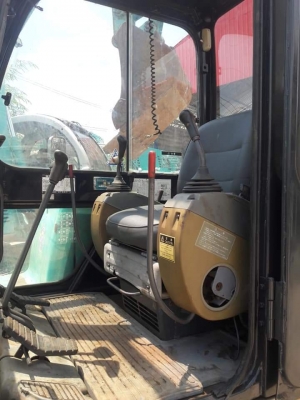 ขายจ้า..KOBELCO SK045 เก่านอกแท้...สภาพดี...เดิมๆๆ  6,XXX  ชั่วโมง  เครื่องปั๊มดี  พร้อมใช้ ..โทร 089-3818694  จ๊อย..