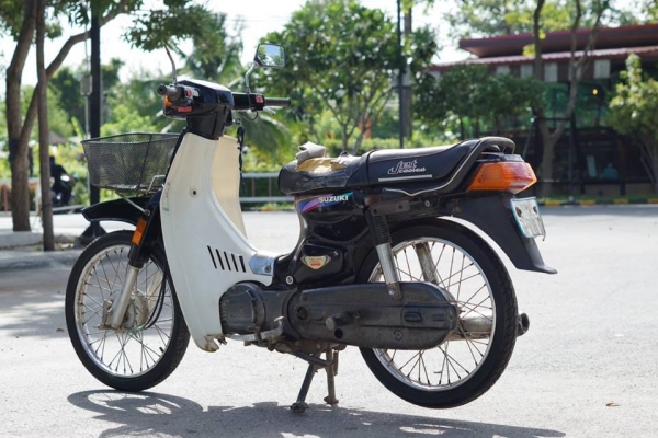 วุฒิ นนบุรี ขาย ซูซูกิ RC100 รถเดิมๆทะเบียนโอนรถพร้อมใช้งาน วุฒิ นนบุรี ขาย ซูซูกิ RC100 รถเดิมๆทะเบียนโอนรถพร้อมใช้งาน