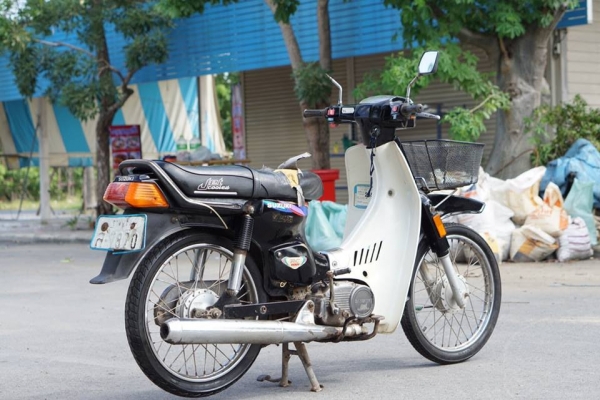 วุฒิ นนบุรี ขาย ซูซูกิ RC100 รถเดิมๆทะเบียนโอนรถพร้อมใช้งาน วุฒิ นนบุรี ขาย ซูซูกิ RC100 รถเดิมๆทะเบียนโอนรถพร้อมใช้งาน