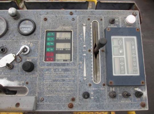 ขายรถปูยางล้อแทรค HA60C 061-4194021 ภู