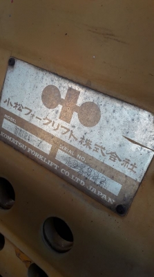 โฟคลิฟ เก่าญี่ปุ่น  Komatsu FD20 ยก 2 ตัน  เสาสูง 3 เมตร  ดีเซล