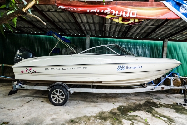 เรือ Bayliner 18 ฟุต มีทะเบียน เรือ Bayliner 18 ฟุต มีทะเบียน