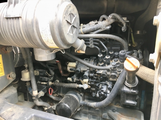 Komatsu PC40MR-2 * มีลายหัวเจาะ นำเข้าจากญี่ปุ่น โทร. 080-6565422 (หนิง)