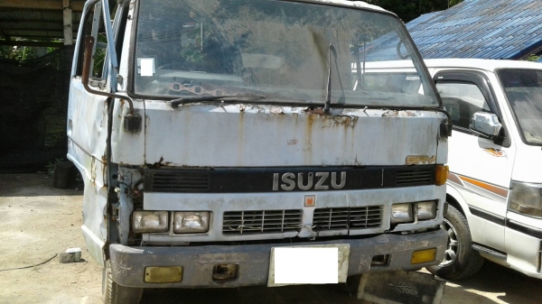 ขาย6ล้อ 115แรง ปี38 isuzu