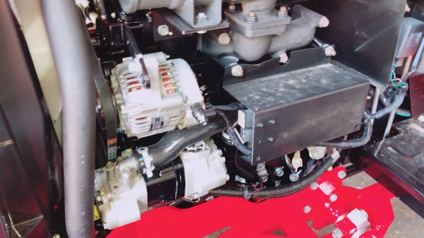 ํYanmar 39 พร้อมใบมีดดัน