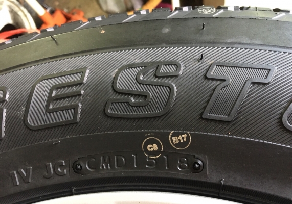 แม็กป้ายแดง ISUZU MU-X ขอบ18 พร้อมยางป้ายแดง 255-60-18 Bridgestone ปี 18 ตุ่มอลัง เส้นสีจัดจ้าน