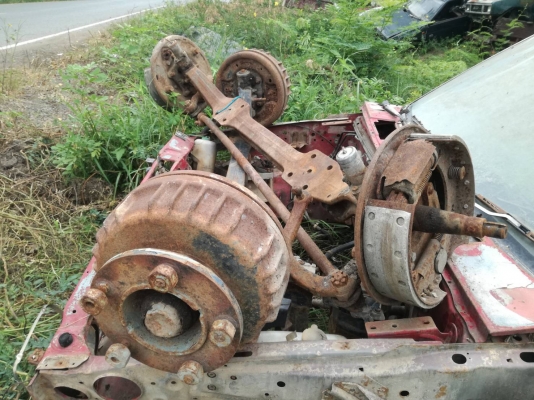 คานรถหกล้อ