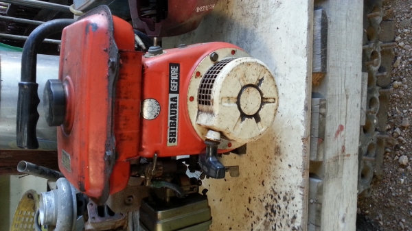 ขาย เครื่องยนต์เบนซิน เก่า ญี่ปุ่น เพลาทด 2.5 แรง 3,500