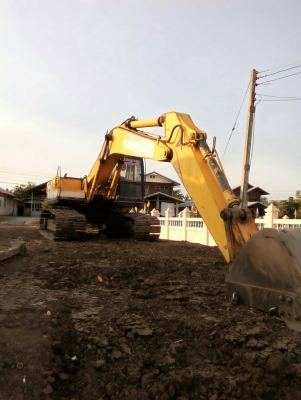 รถขุด KOBELCO SK200 MARK3 เล่มทะเบียน ตัวเดินฝั่งหนึ่งต้องซ่อม เครื่องปั้มเดิมแรงดี ราคา 435,000 อยู่ภาคอีสาน สนใจ 0835601591