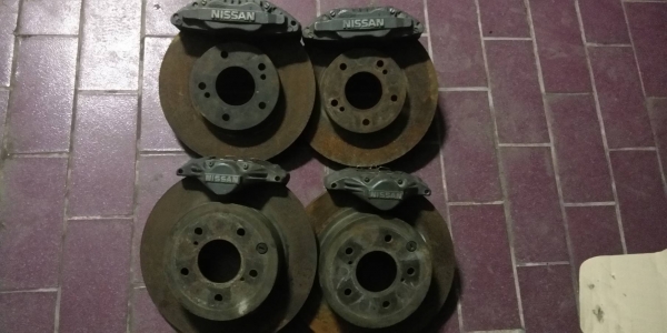 ปั้มเบรค R32 หน้าหลัง ผ้าเบรคยังหนาอยู่