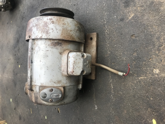 ขายมอเตอร์ถ่าน 1 แรง ไฟ220 เดิมๆ สภาพพร้อมใช้งาน