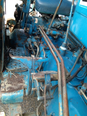 ขายรถไถ FORD 6610 รถพร้อมใช้ เอกสารเล่มทะเบียน