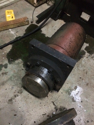 ขายกระบอกไฮโดรลิค