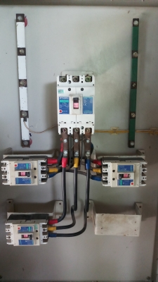 ตู้ไฟฟ้าเมนไฟ175A.